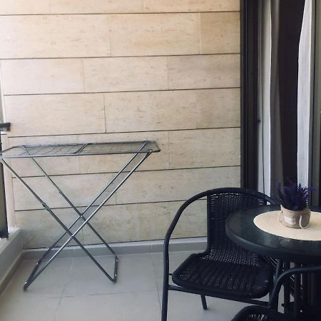 2 Bdr Nitza Appartment With Balkony 네타니아 외부 사진
