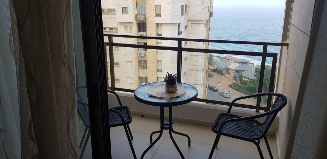 2 Bdr Nitza Appartment With Balkony 네타니아 외부 사진