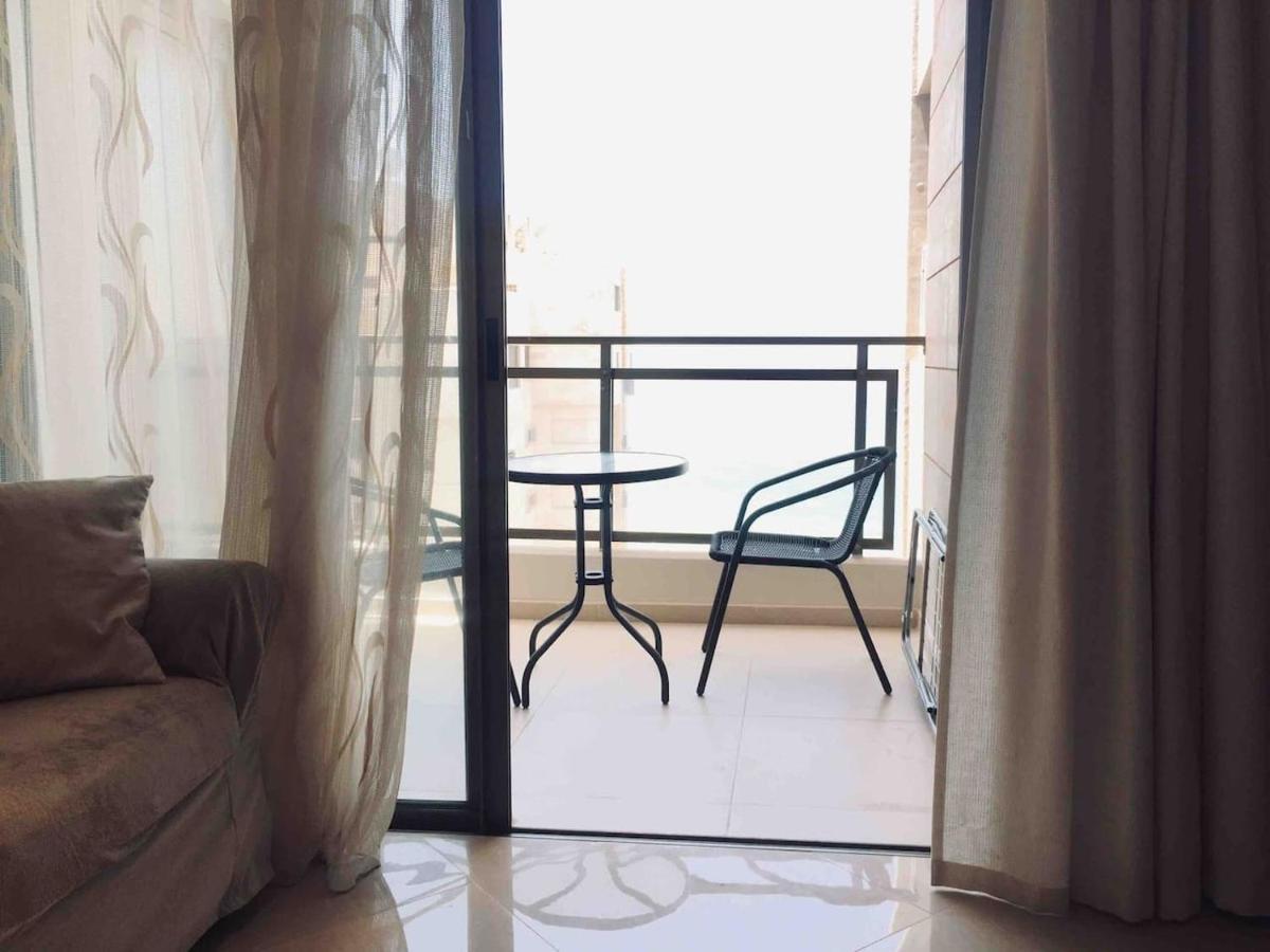 2 Bdr Nitza Appartment With Balkony 네타니아 외부 사진