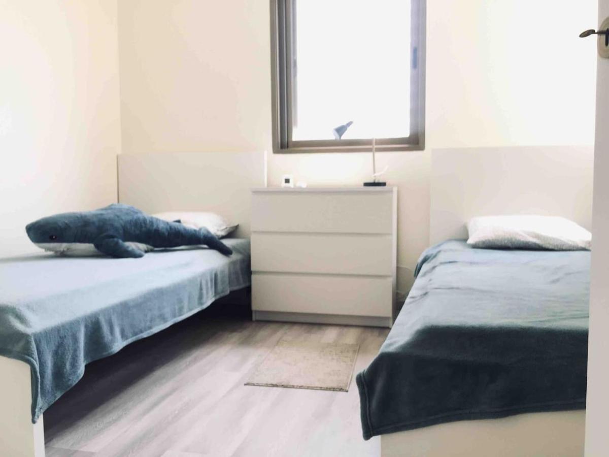 2 Bdr Nitza Appartment With Balkony 네타니아 외부 사진